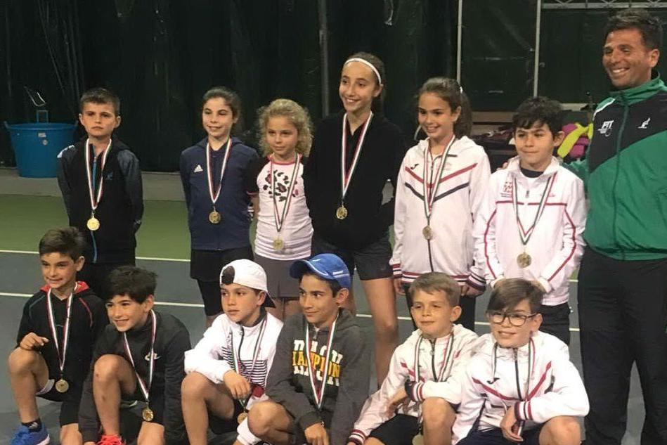 Ai bimbi di Cagliari la Coppa delle Province di mini tennis