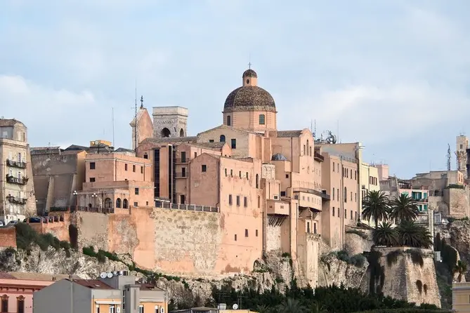 Il quartiere Castello a Cagliari (foto Ansa)