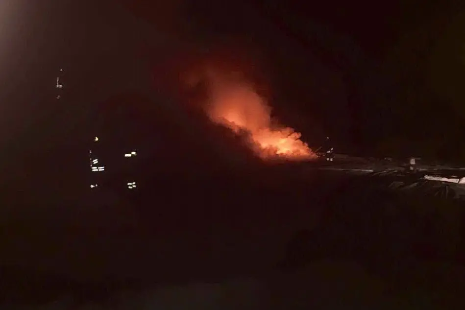 Incendi nella notte a Oristano