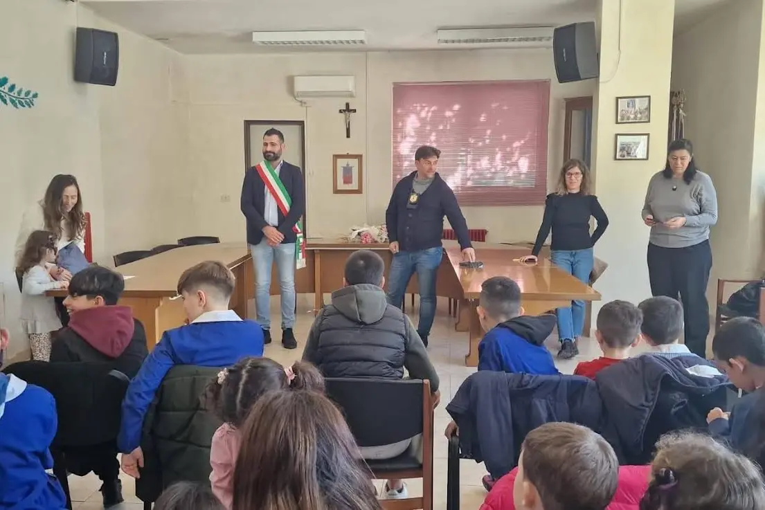 I bambini in Comune (Foto concessa)