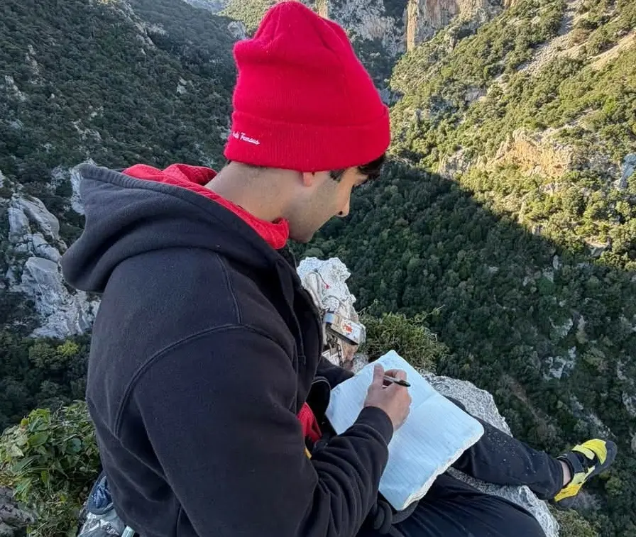 Un libro digitale in cima alla guglia