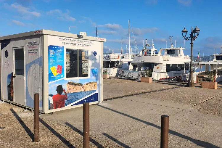 Il servizio ticket al porto di Alghero