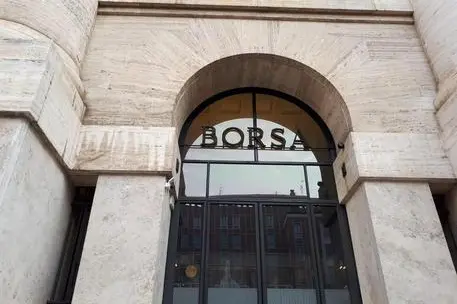 La Borsa di Milano. ANSA / Massimo Lapenda