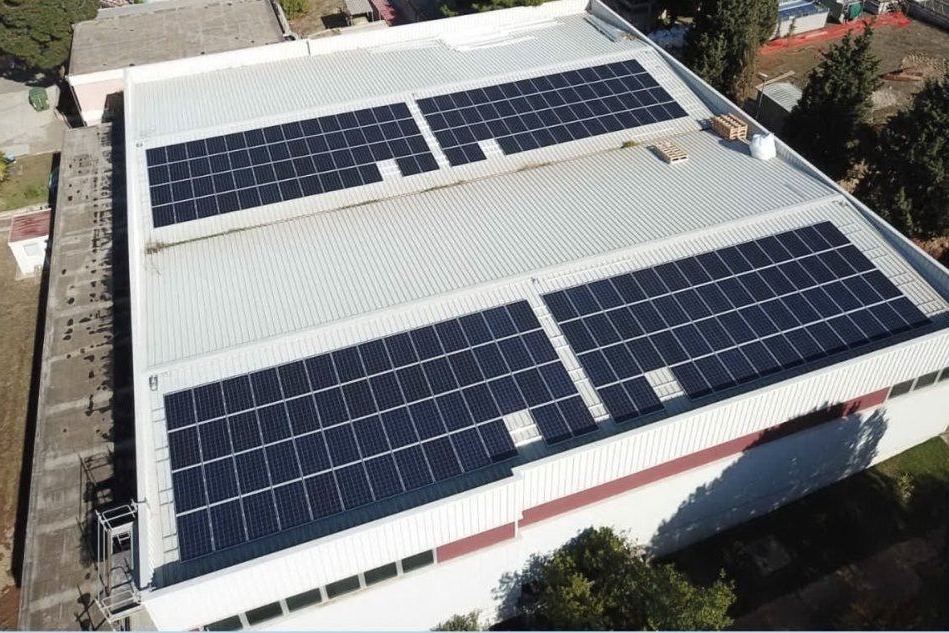 Pannelli fotovoltaici installati per il funzionamento del potabilizzatore di San Giovanni