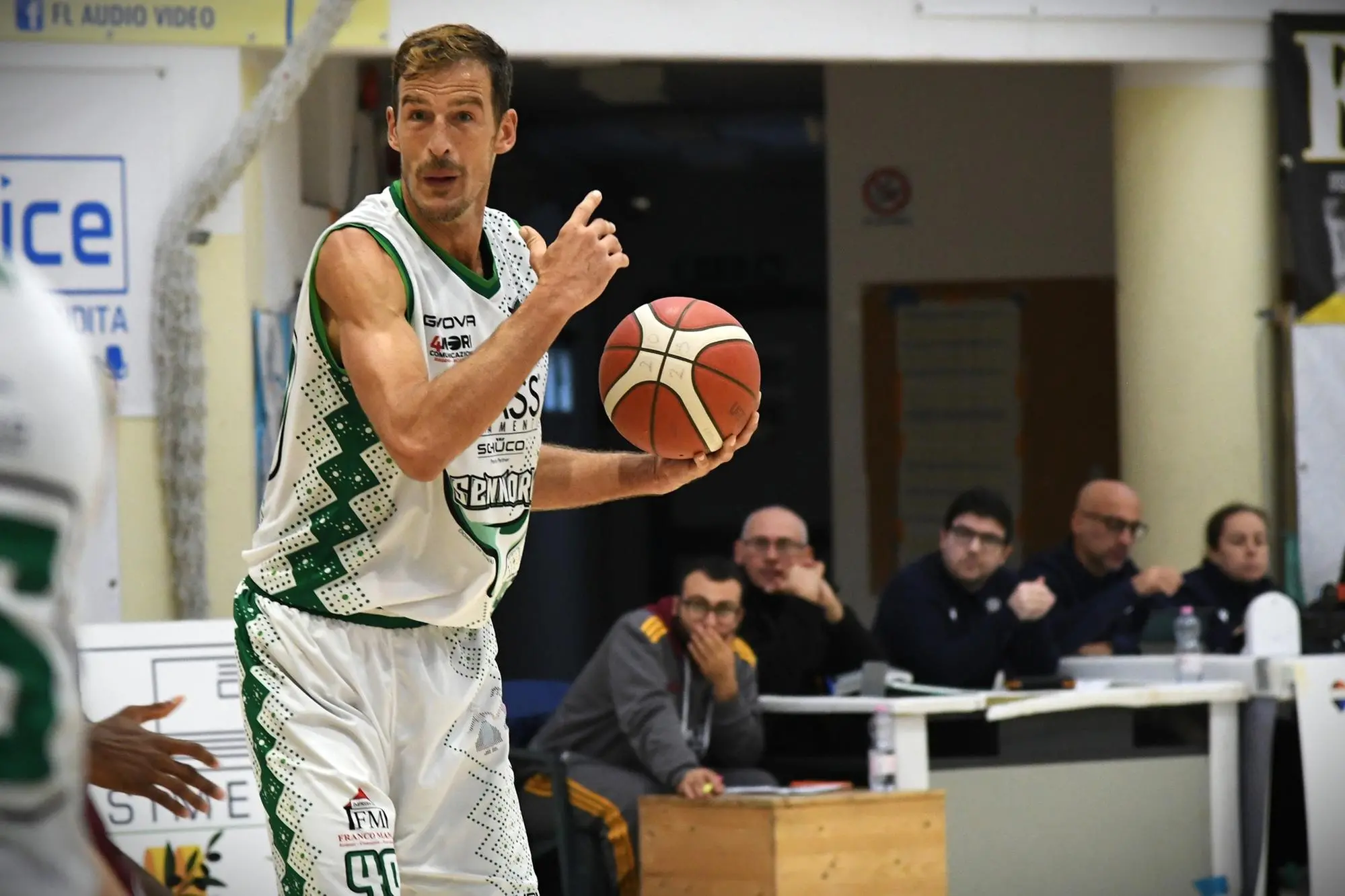 Jiri Hubalek, pivot della Klass Sennori (foto Marongiu)