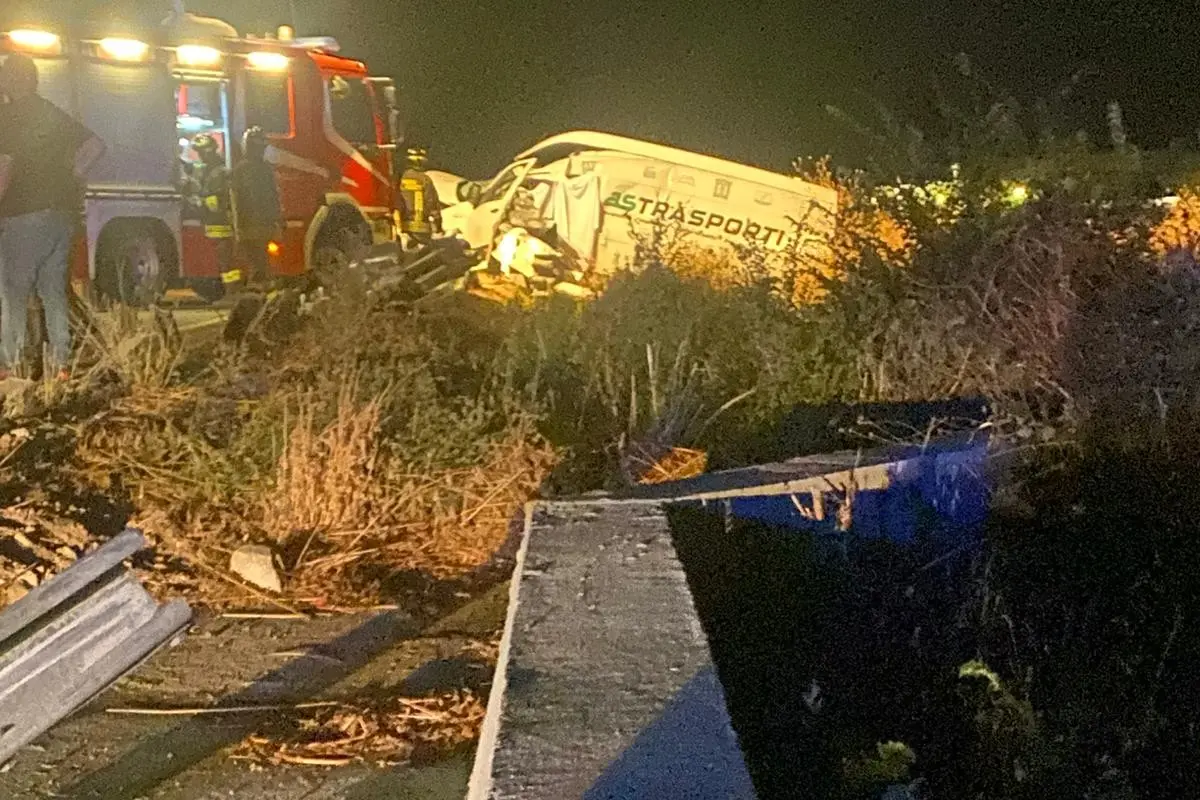 L'incidente mortale a Nuraminis (foto Ignazio Pillosu)