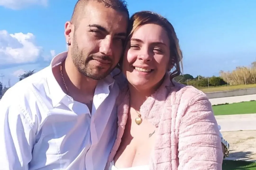 Federica Vivarelli, 27 anni, il marito Alfio Lombardo (30)