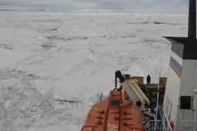 La  nave tra i ghiacci