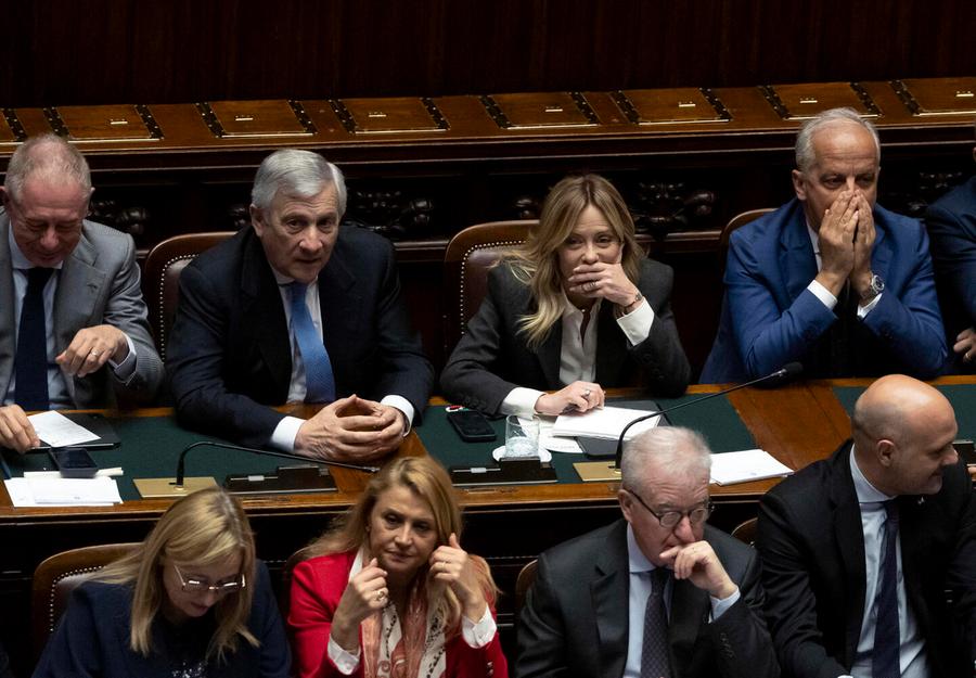 Rebus sottosegretari, si cerca la soluzione