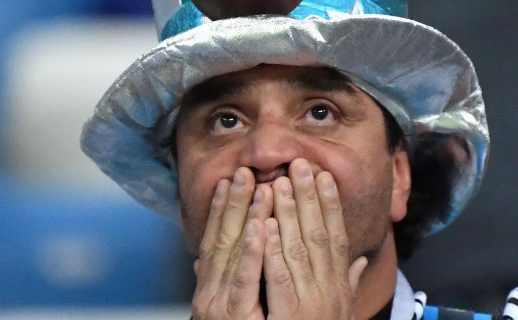 La disperazione di un tifoso argentino