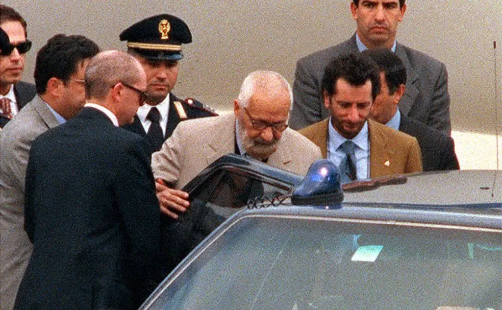 Dopo essere finito in carcere, sarà protagonista di un'evasione (Ansa)