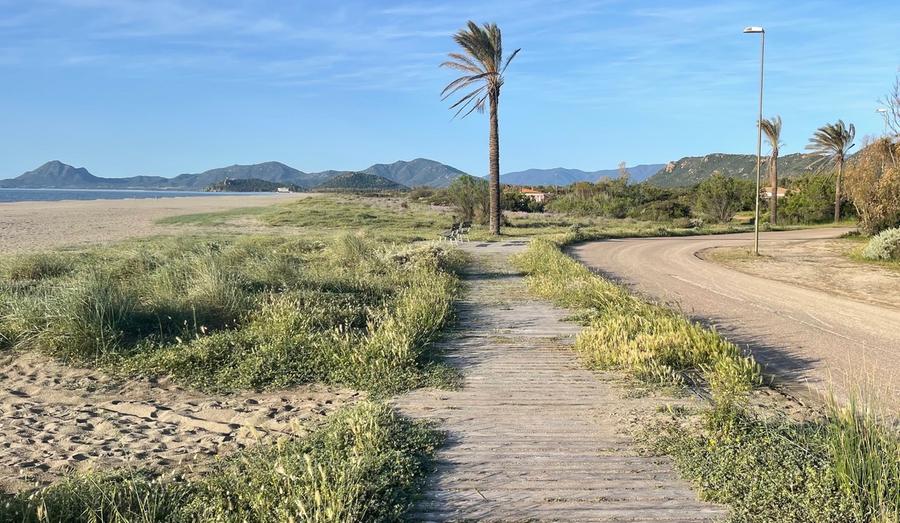 San Giovanni, spiaggia di pulire: volontari e candidati in campo