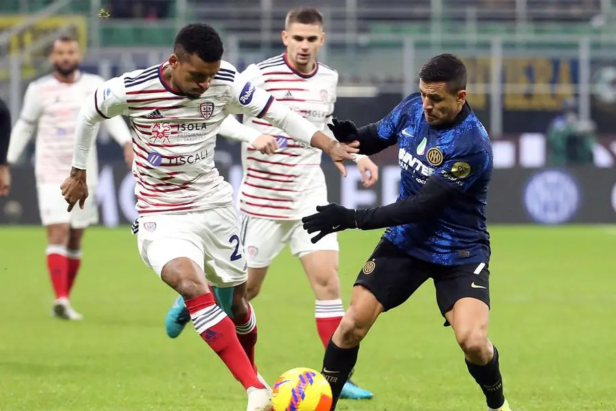 Dalbert in azione (Ansa)