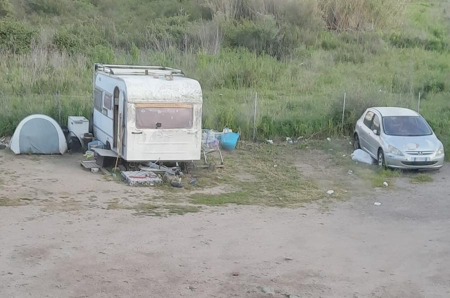 Il Comune dà lo sfratto agli abusivi