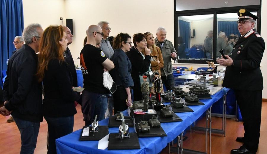 Successo per la mostra sui modellini dei Carabinieri