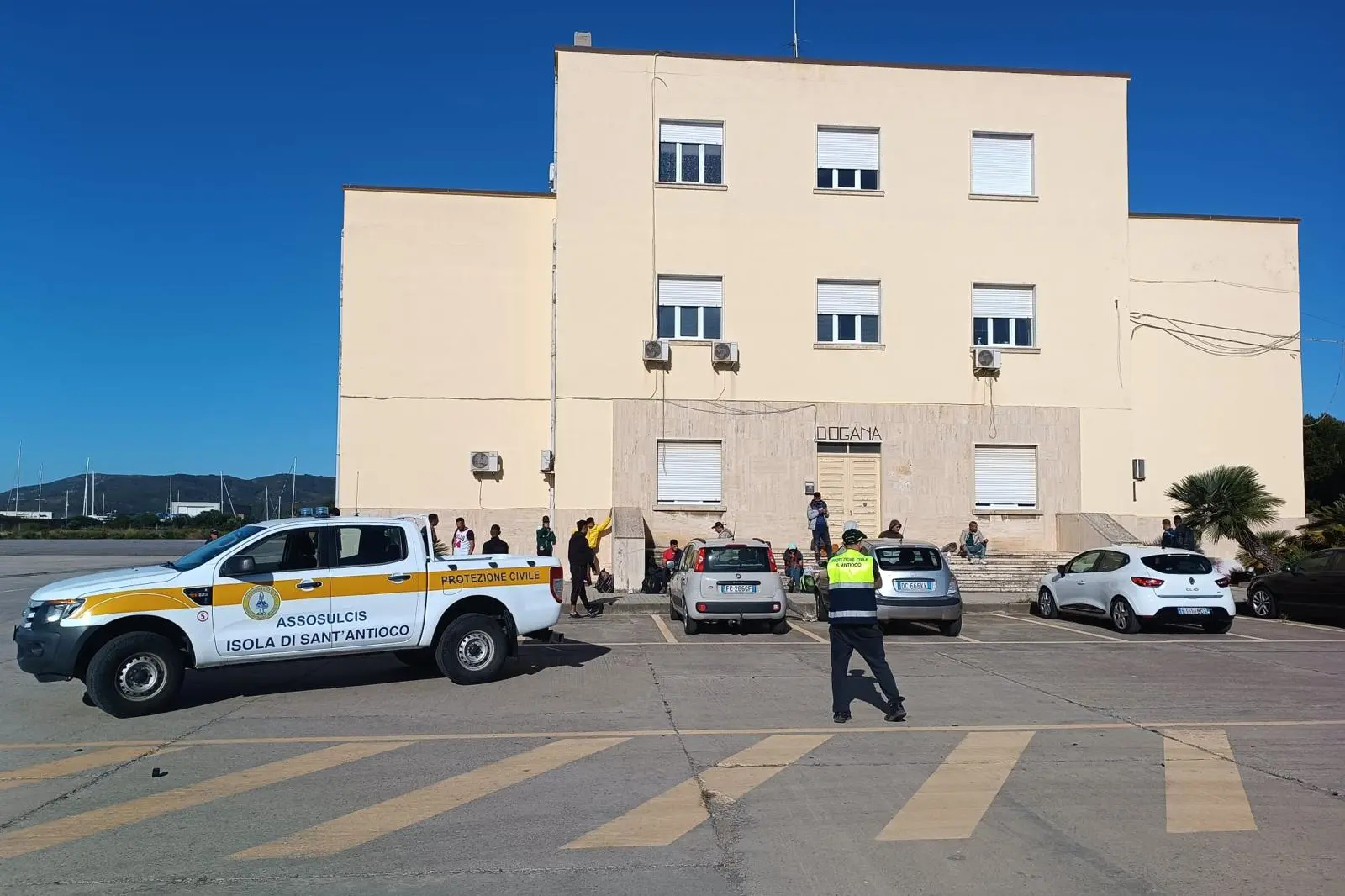 Nuovo sbarco di migranti nel Sulcis (foto Murru)