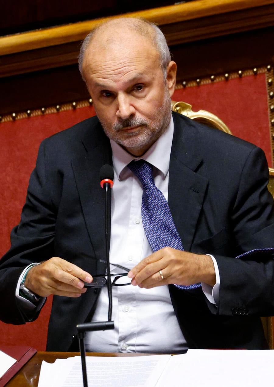 Schillaci: in Italia nessun pericolo ma massima cautela