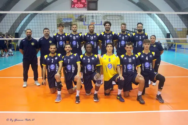 Новая формация Volleyball Sarroch 2021/21 (фото Гианева, фото)