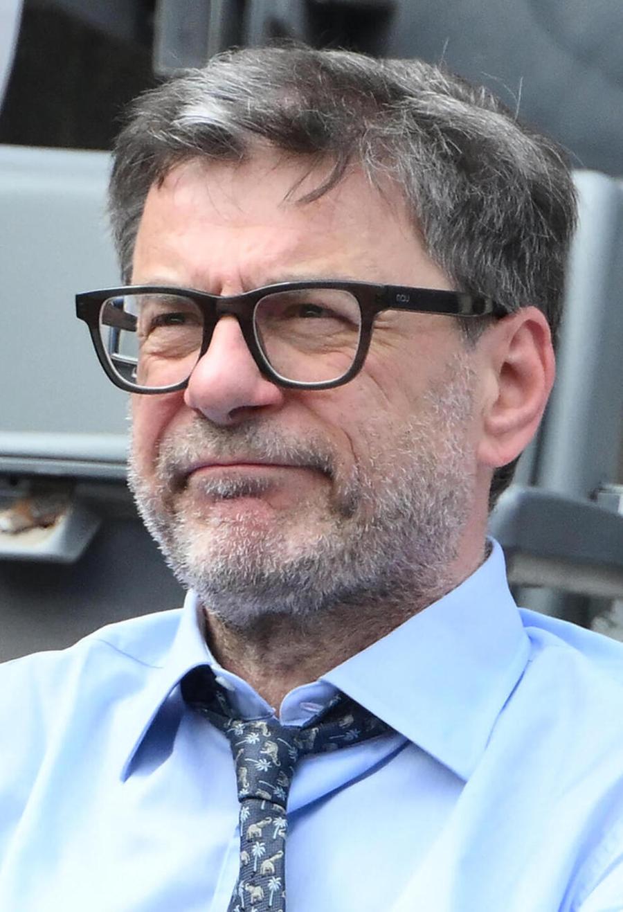Crosetto a Giorgetti: «Sul prestito “Safe” aspetto una risposta»