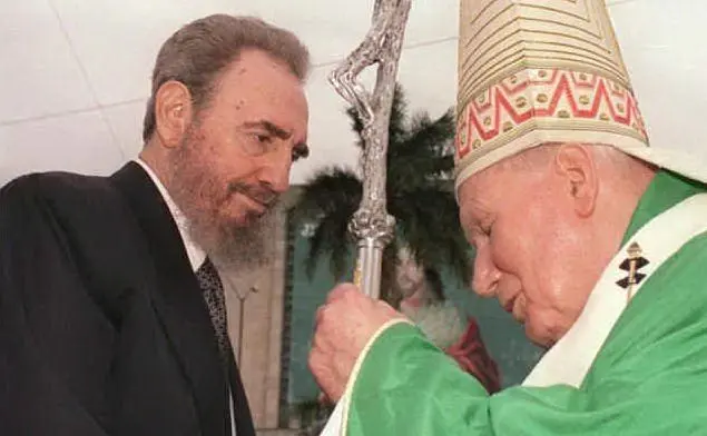 Il giorno della cerimonia lancia un appello: &quot;Possa Cuba aprirsi al mondo e viceversa&quot;