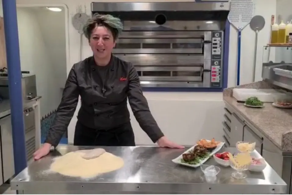 Die Pizzabäckerin Emiliana Scarpa (V. Ca.)
