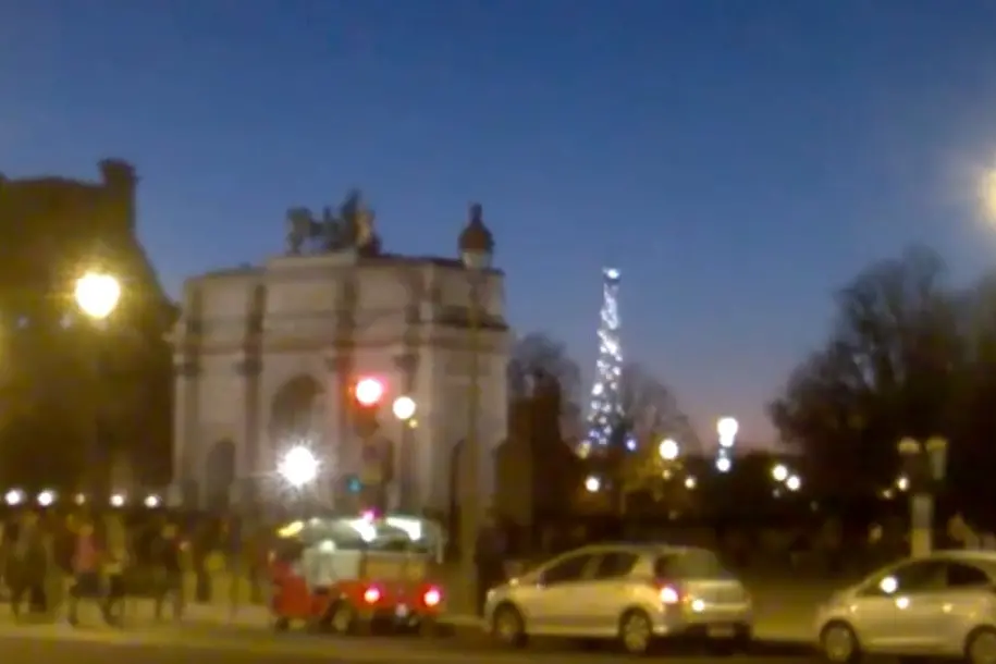 Da Parigi Joyeux Noel da Marie e Angelo Angioi