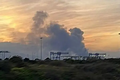 La colonna di fumo (foto concessa)