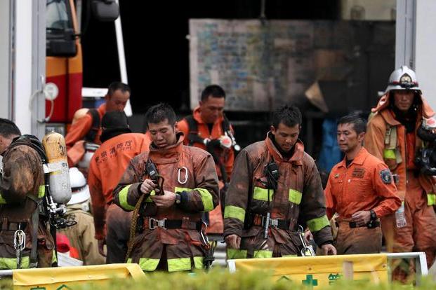 Incendio in fabbrica: recuperati i corpi di cinque operai