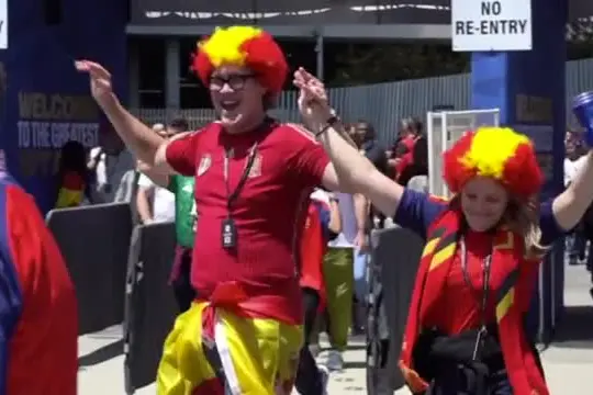 Mondiali, Spagna agli ottavi: 3-0 all'Austria, festa dei tifosi