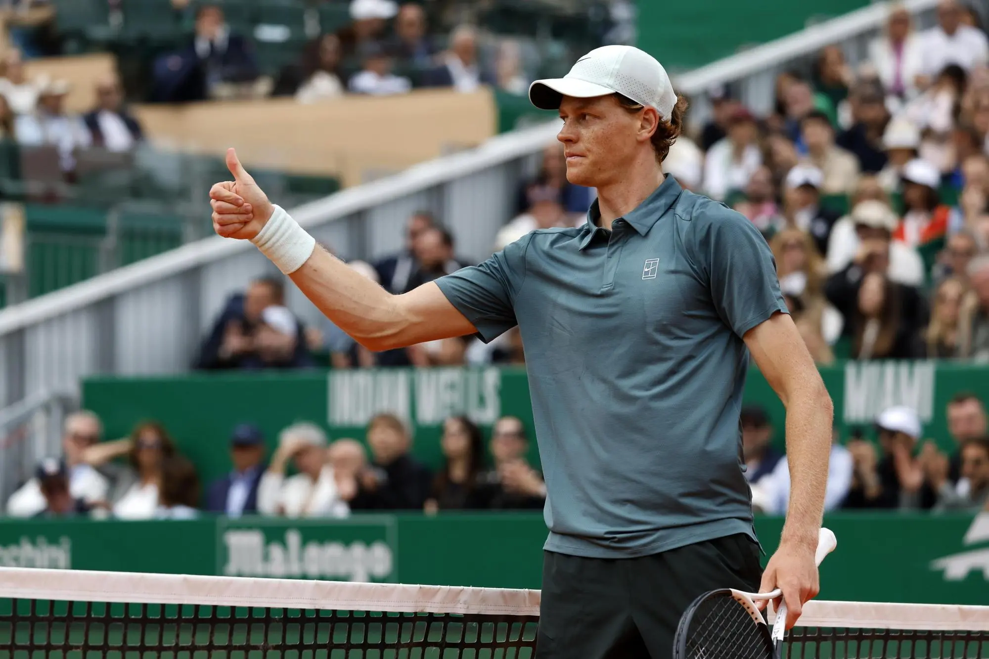 epa12885168 Jannik Sinner of Italy reacts during the men's singles final at the ATP Monte-Carlo Masters tennis tournament in Roquebrune Cap Martin, France, 12 April 2026. EPA/SEBASTIEN NOGIER