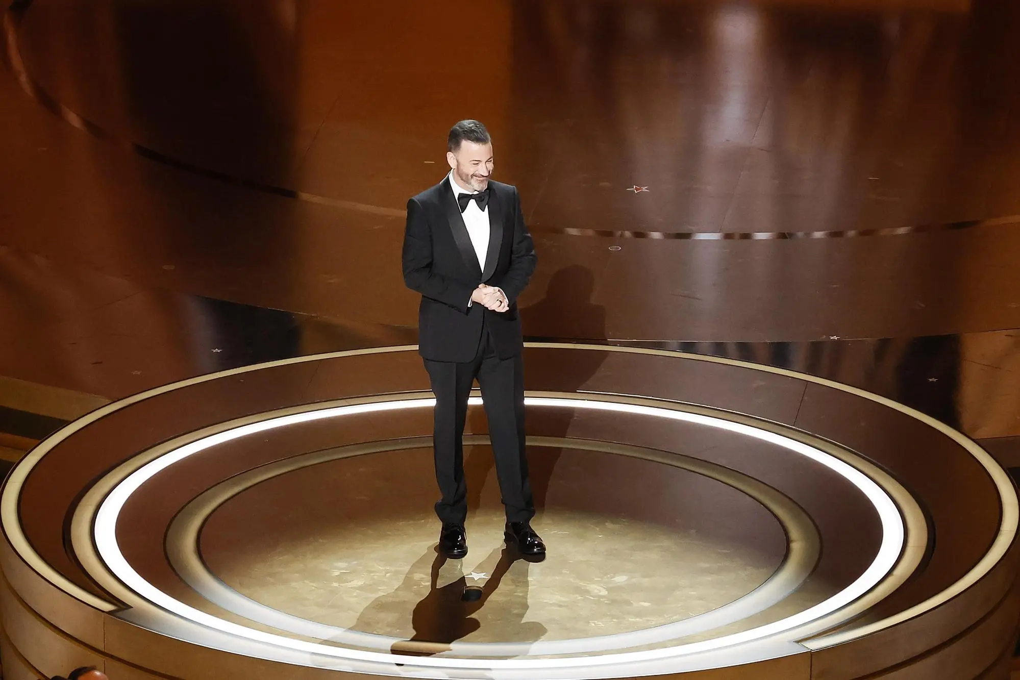 epa11212664 Host Jimmy Kimmel during the 96th annual Academy Awards ceremony at the Dolby Theatre in the Hollywood neighborhood of Los Angeles, California, USA, 10 March 2024. The Oscars are presented for outstanding individual or collective efforts in filmmaking in 23 categories. EPA/CAROLINE BREHMAN