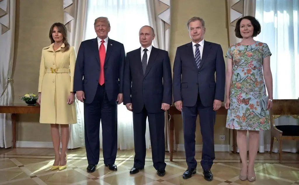 Melania e Donald Trump, Vladimir Putin, il presidente finlandese Sauli Niinisto e la first lady