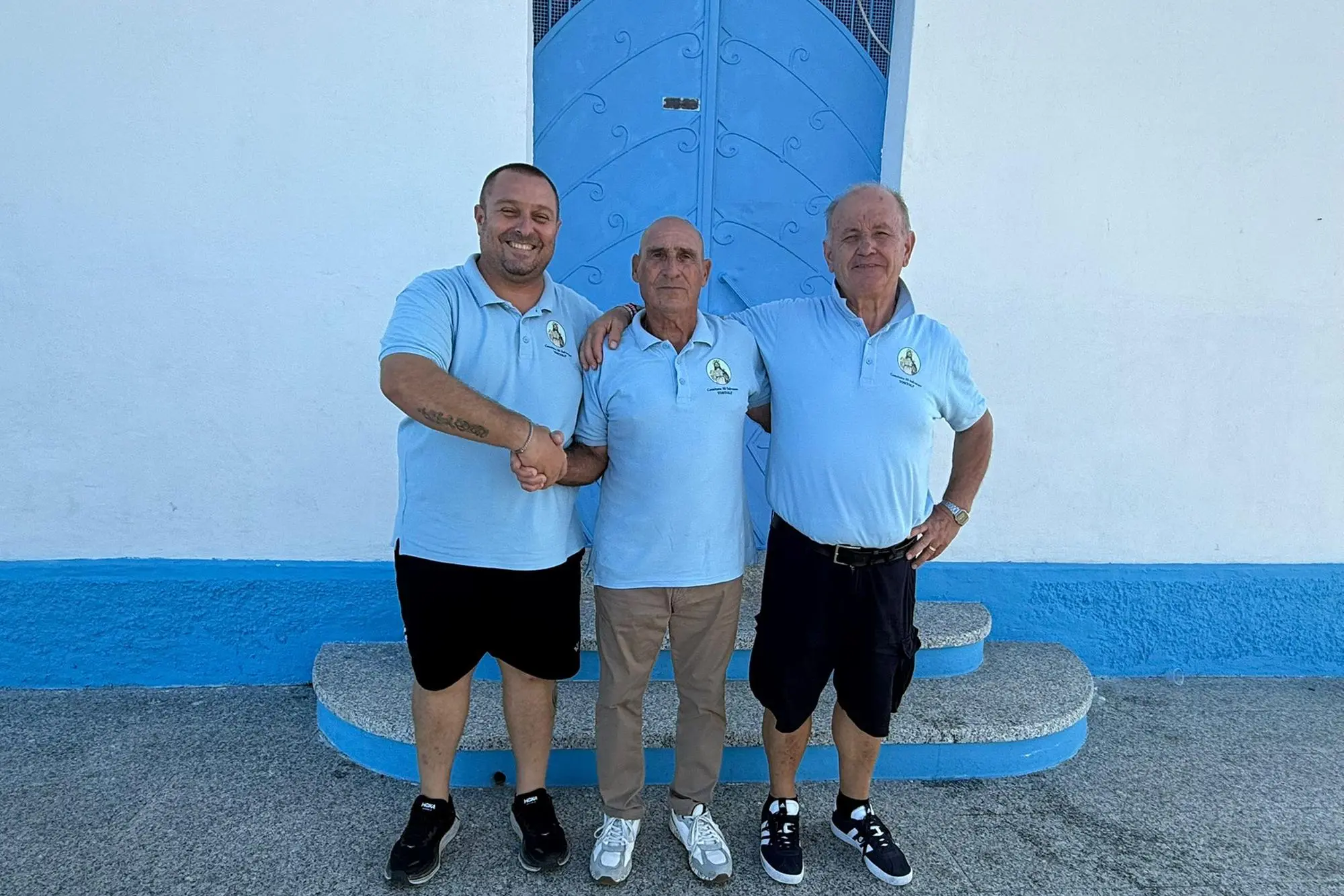 Salvatore Selenu tra Gianluca Loi (a sinistra) e Franco Cocco (foto concessa)