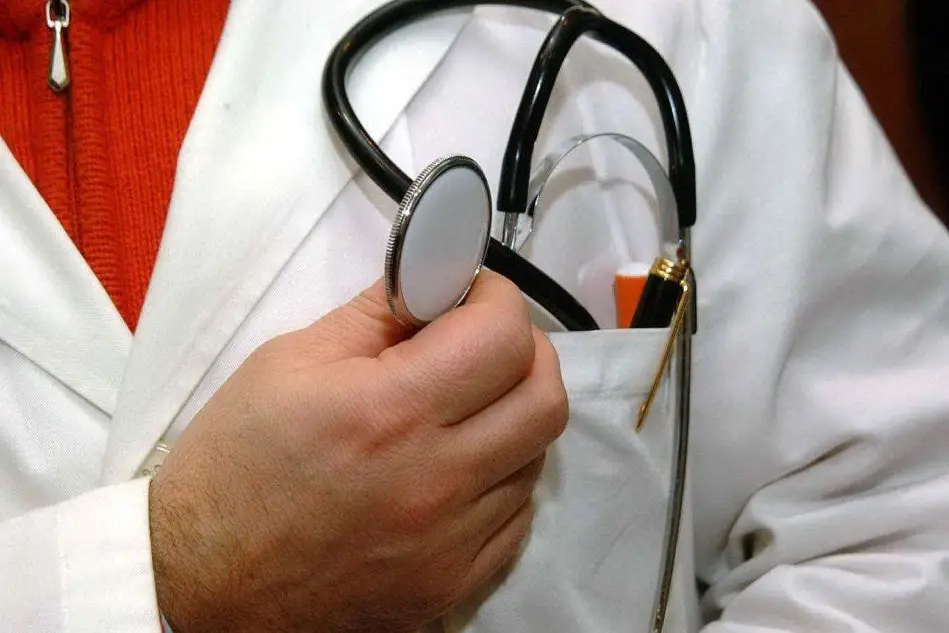 Un medico