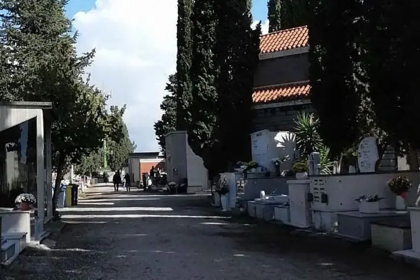 Oristano ricorda i sindaci defunti: sarà scoperta una nuova targa al cimitero (foto L'Unione Sarda - Sanna)