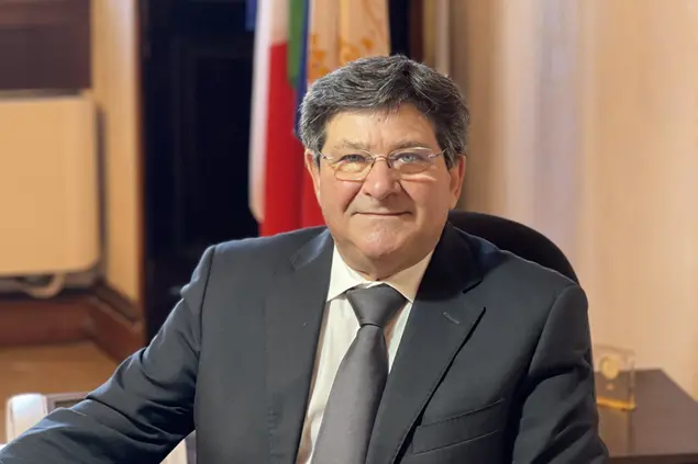 Il rettore dell'Università di Cagliari Francesco Mola (foto Università di Cagliari)