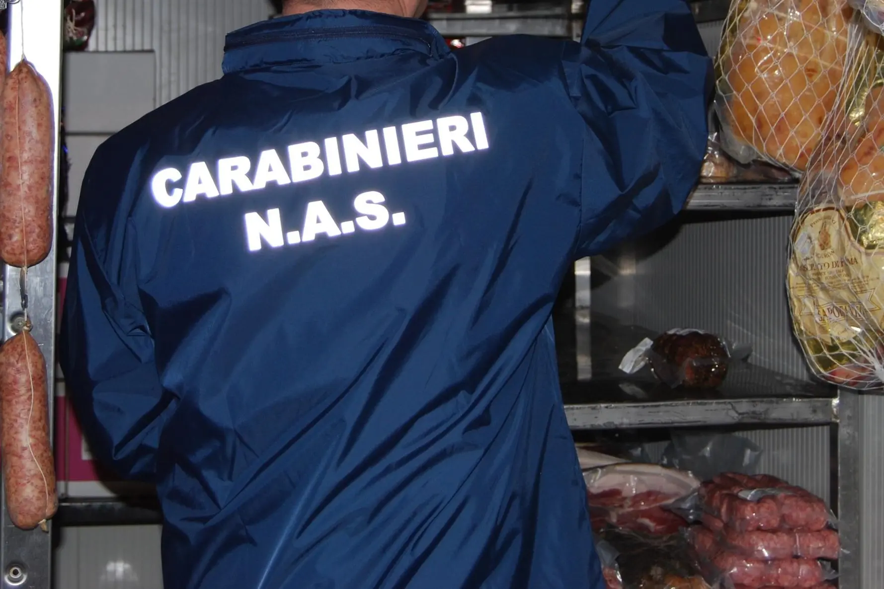 Raffica di controlli dei carabinieri fra Capoterra e Pula, sequestrati 50 chili di carne (foto carabinieri)