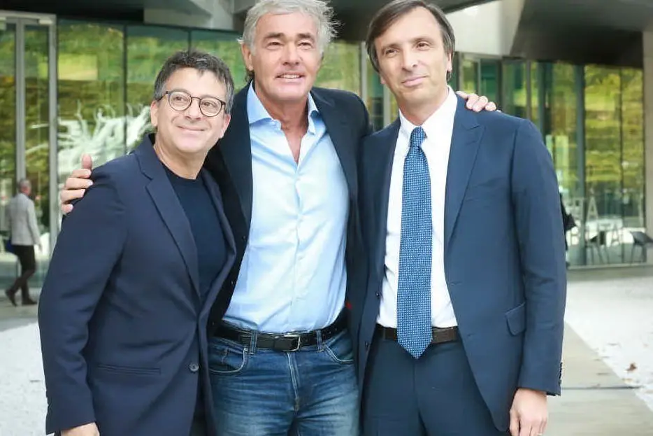 Massimo Giletti con l'a.d. di La7 Marco Ghigliani (a destra) e il direttore Andrea Salerno