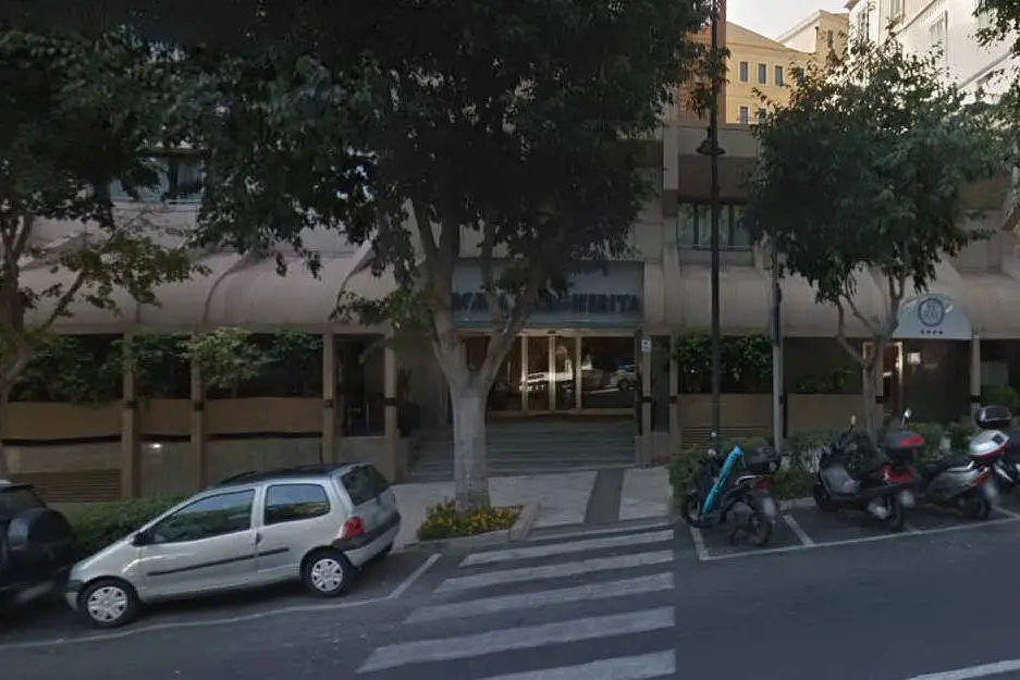 L'hotel Regina Margherita, Cagliari (foto da Google maps)