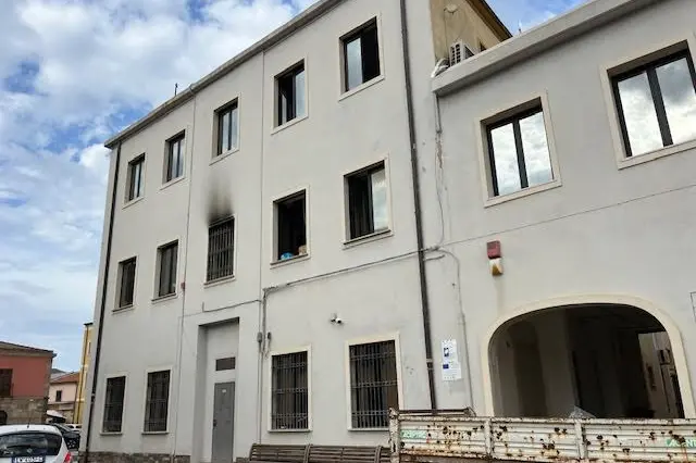 Il municipio di Cabras (foto Pinna)