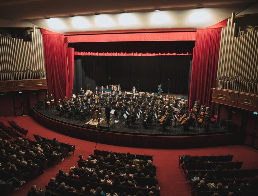 Costi alle stelle, la banda musicale non va in Olanda
