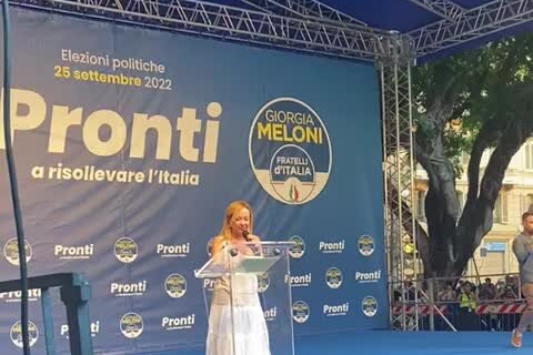 Giorgia Meloni, comizio in piazza del Carmine