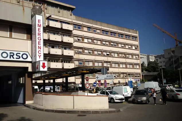 Il policlinico di Messina (Ansa)