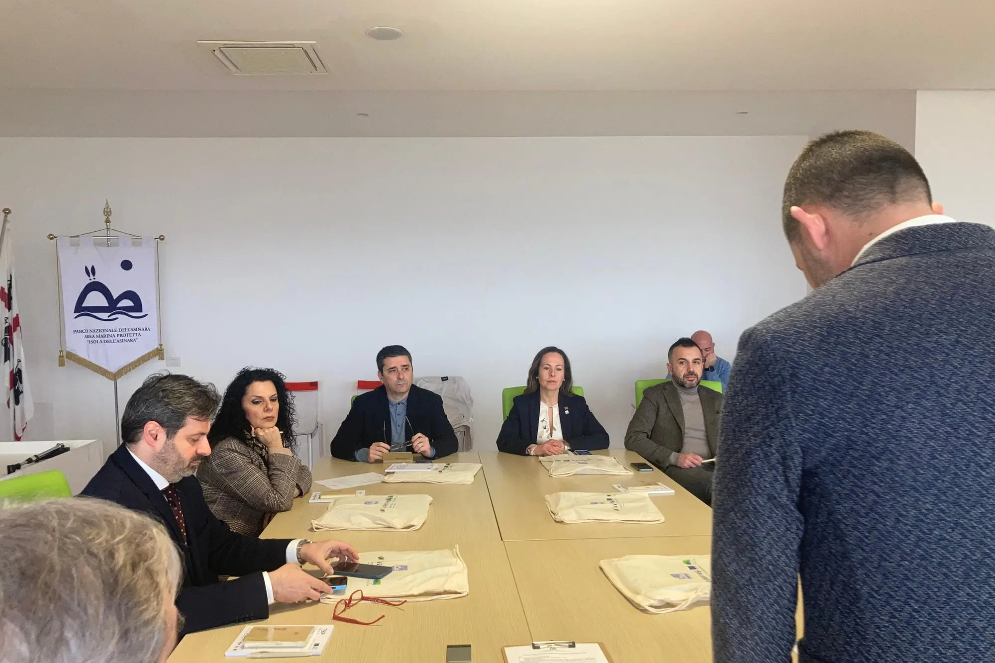 La seduta del Consiglio direttivo Asinara (foto Pala)