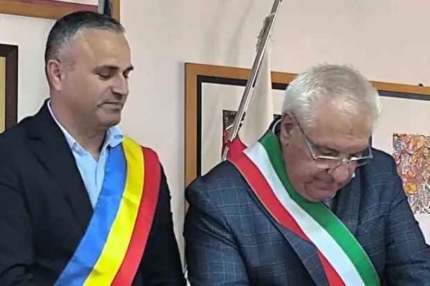 La firma del Patto di amicizia a Santa Maria Coghinas (foto concessa)