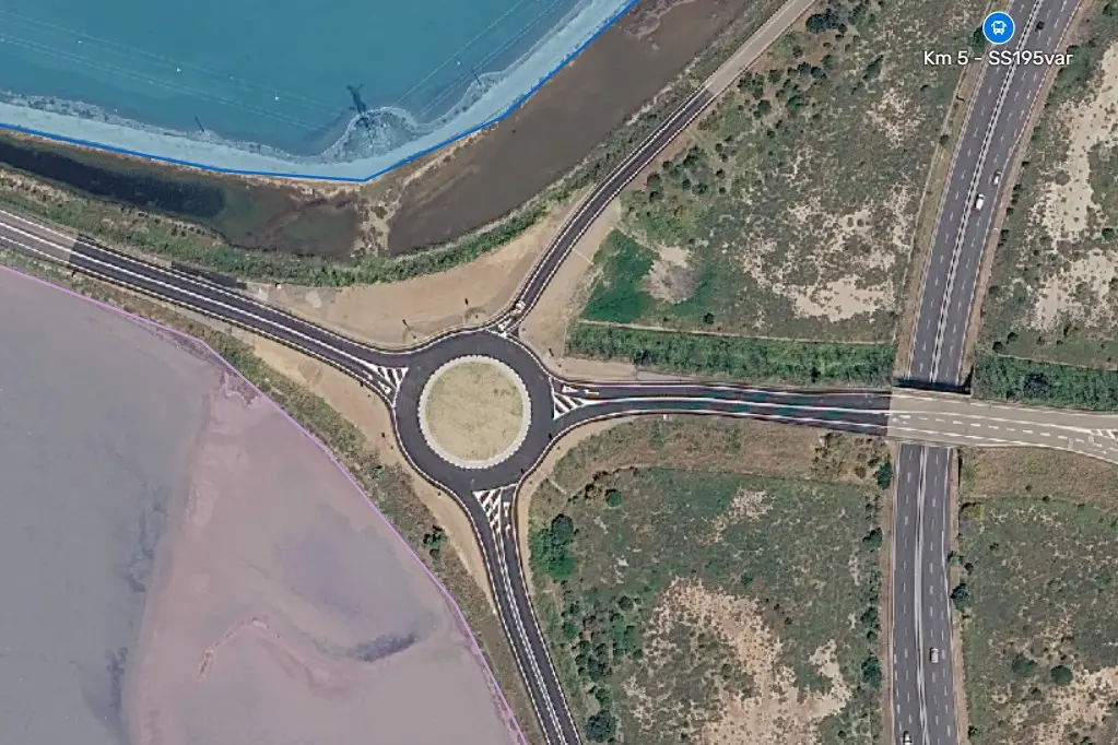 Lo svincolo tra la ss195 e la provinciale 2 (foto waze Sardegna)