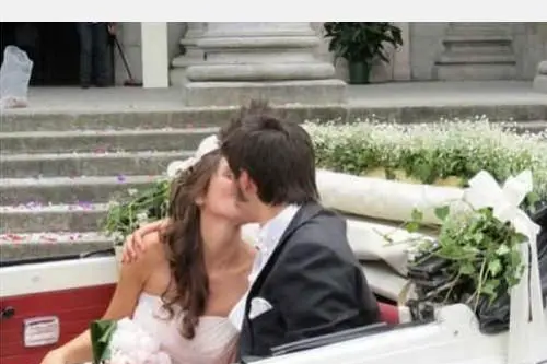 Il bacio tra Michael Agazzi e sua moglie