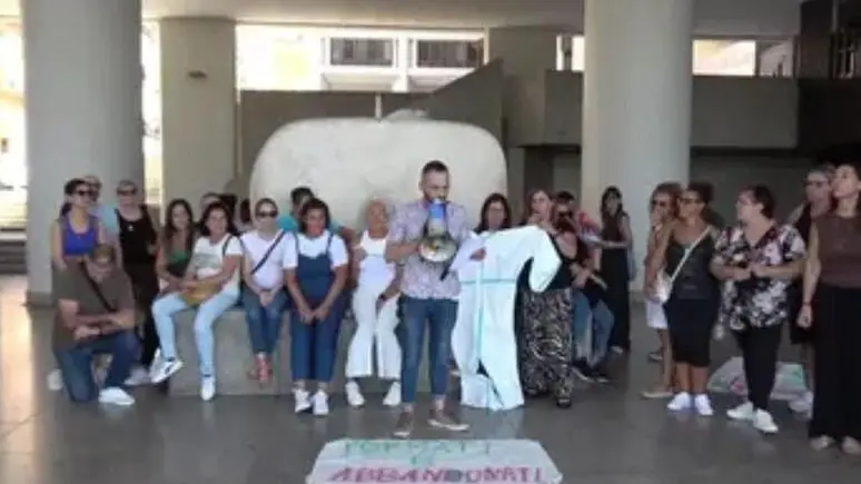 https://immagini.unionesarda.it/version/c:ODMzYTVjMTItZTcwYi00:YWU0ZjM3ZGItY2FlNS00/image.webp?f=16:9