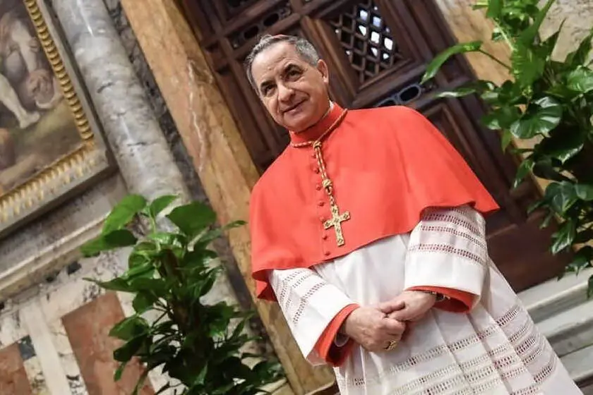 Il cardinale Becciu (Archivio L'Unione Sarda)
