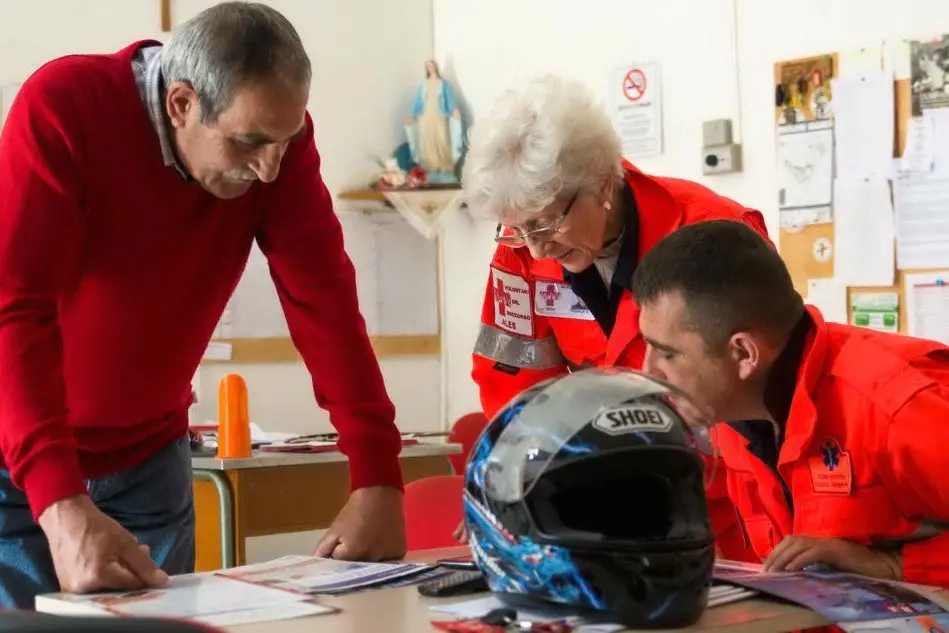 I Volontari del soccorso di Ales (foto Antonio Pintori)